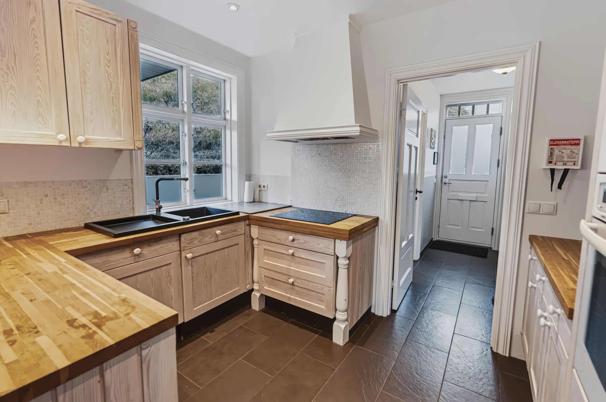 Kitchen, The Grand Residence